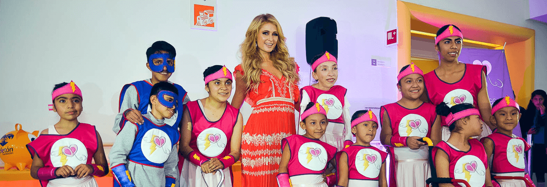 Paris Hilton visita el CRIT