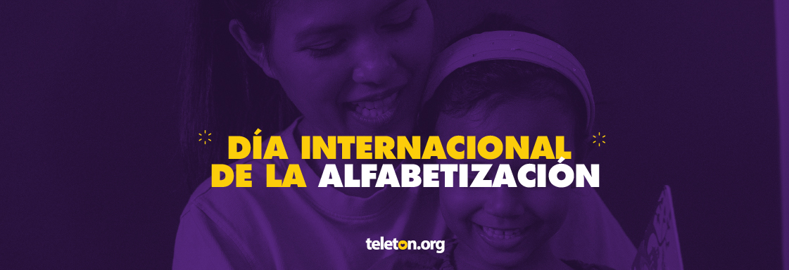 Imagen con foto de dos niños estudiando de fondo y encima el texto Día Internacional de la Alfabetización